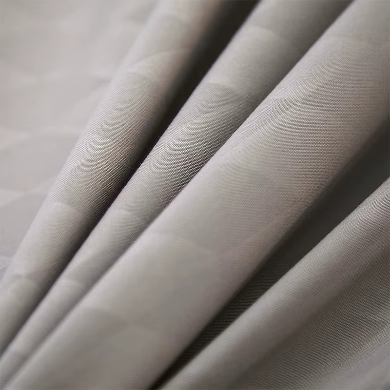 ZipSheet™ — Zip-On Bed Sheet Set